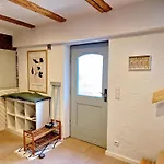 Am Hohen Turm In Sulzfeld Am Main, Parkplatz, Terrasse, Kaffee, Playstation, Wlan بيت للعطل