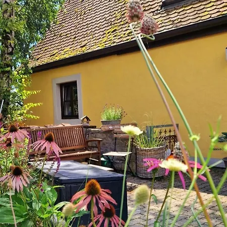 בית נופש Am Hohen Turm In Sulzfeld Am Main, Parkplatz, Terrasse, Kaffee, Playstation, Wlan Sulzfeld am Main