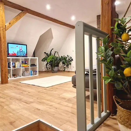 بيت للعطل Am Hohen Turm In Sulzfeld Am Main, Parkplatz, Terrasse, Kaffee, Playstation, Wlan *