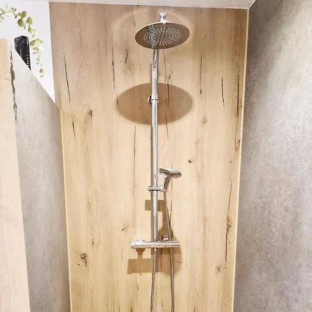 Am Hohen Turm In Sulzfeld Am Main, Parkplatz, Terrasse, Kaffee, Playstation, Wlan