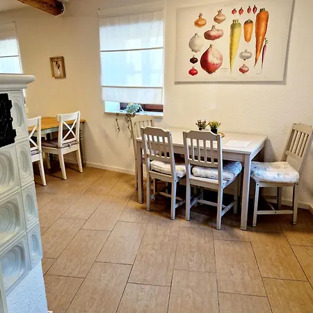 Am Hohen Turm In Sulzfeld Am Main, Parkplatz, Terrasse, Kaffee, Playstation, Wlan Prázdninový dům Sulzfeld am Main